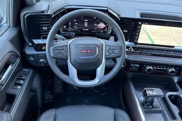 new 2025 GMC Sierra 1500 car, priced at $62,305