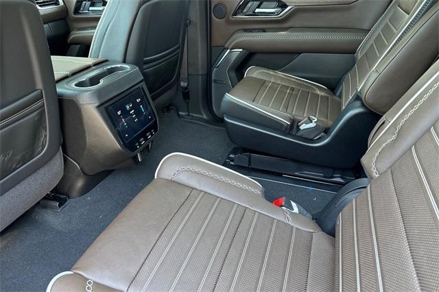 new 2025 GMC Yukon XL car, priced at $107,845