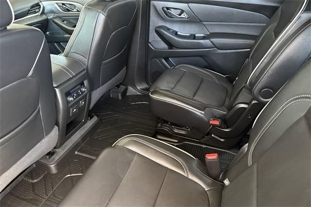used 2022 Chevrolet Traverse car, priced at $35,500