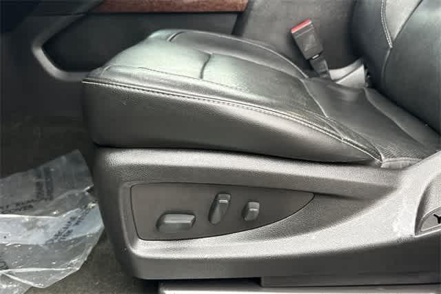 used 2018 GMC Yukon car, priced at $23,900