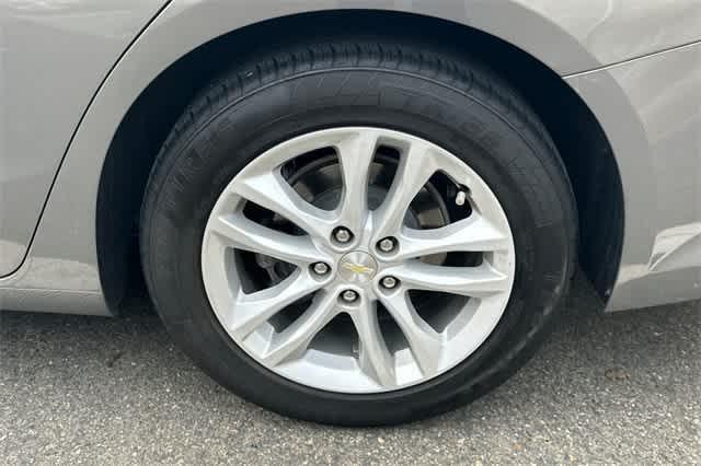 used 2018 Chevrolet Malibu car, priced at $14,900