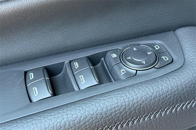 new 2025 GMC Yukon XL car, priced at $98,415