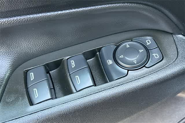 used 2024 Chevrolet Equinox car, priced at $22,400