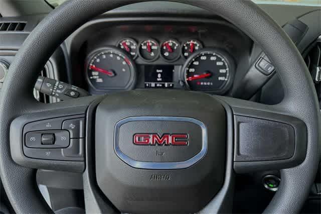 new 2024 GMC Sierra 1500 car, priced at $38,925