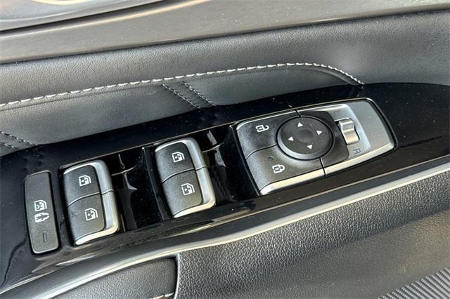 used 2021 Kia Sorento car, priced at $21,900