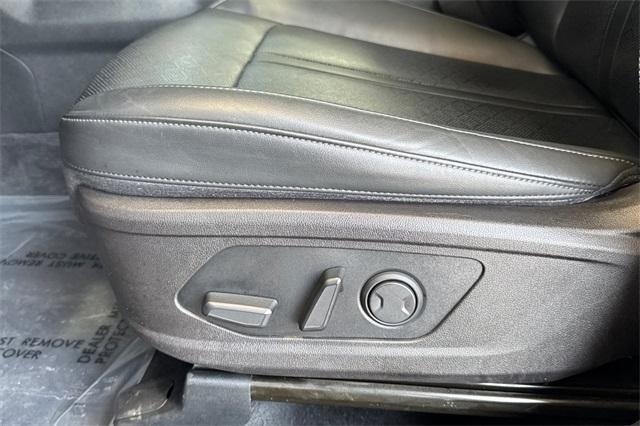 used 2021 Kia Sorento car, priced at $21,900