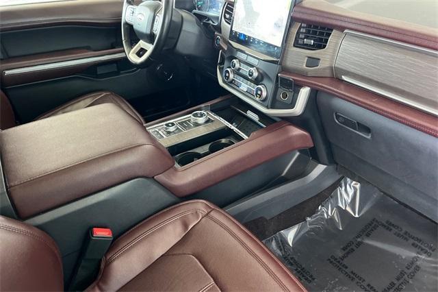 used 2023 Ford Expedition car, priced at $45,900