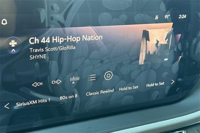 new 2025 Buick Envista car, priced at $32,185