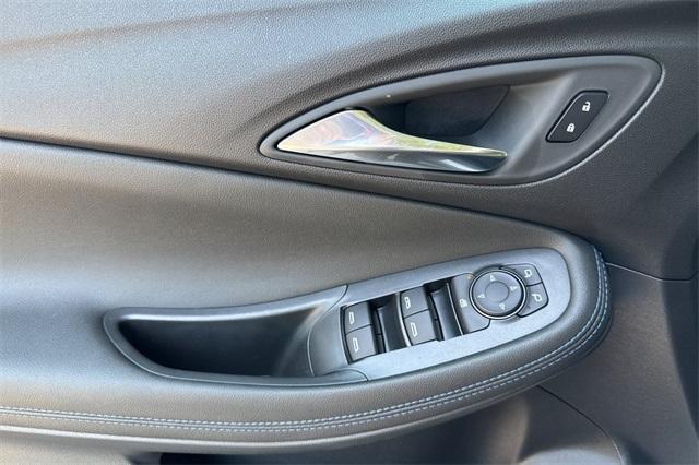 new 2025 Buick Encore GX car, priced at $22,035