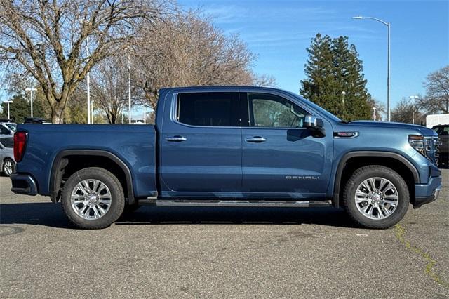 new 2025 GMC Sierra 1500 car, priced at $71,130