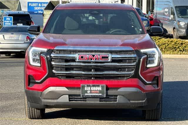 new 2025 GMC Terrain car, priced at $34,040