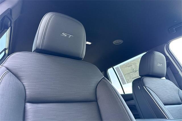 new 2025 Buick Enclave car, priced at $50,330