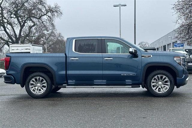 new 2025 GMC Sierra 1500 car, priced at $73,255