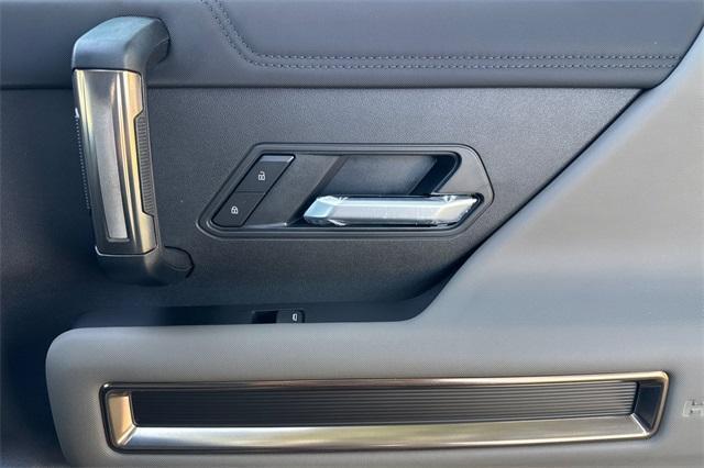 new 2025 GMC HUMMER EV Pickup car, priced at $105,190