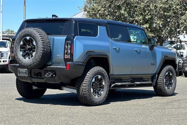 new 2024 GMC HUMMER EV car