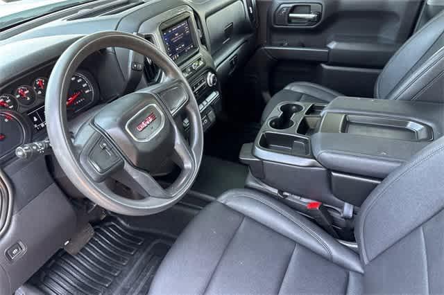 used 2024 GMC Sierra 1500 car, priced at $35,900