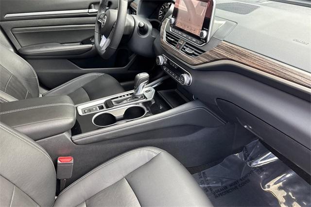 used 2021 Nissan Altima car, priced at $21,900