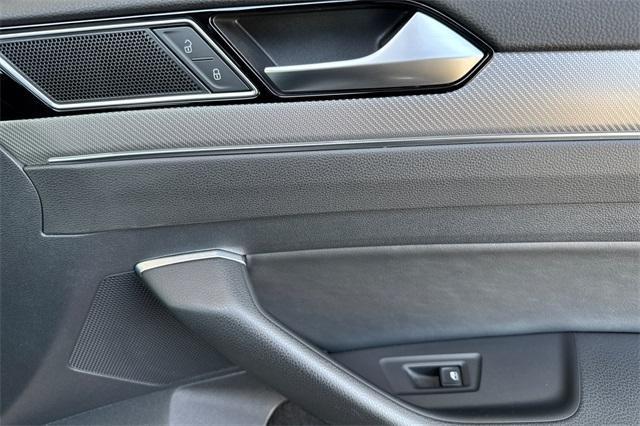 used 2020 Volkswagen Arteon car, priced at $26,900