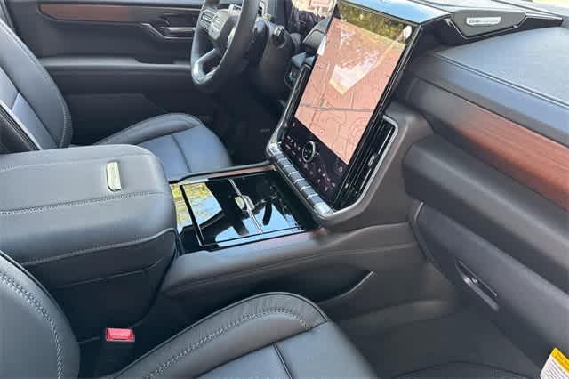 new 2025 GMC Yukon XL car, priced at $97,525