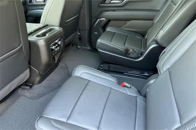 new 2025 GMC Yukon XL car, priced at $97,525