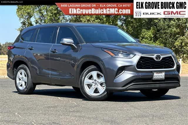 used 2021 Toyota Highlander car, priced at $28,400