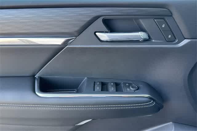 new 2026 GMC Acadia car, priced at $49,940