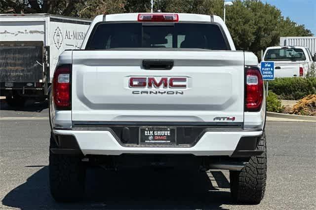 new 2024 GMC Canyon car