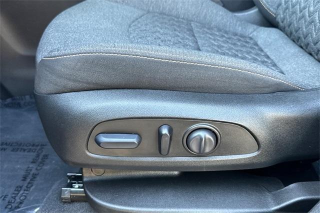 used 2023 Chevrolet Equinox car, priced at $21,400