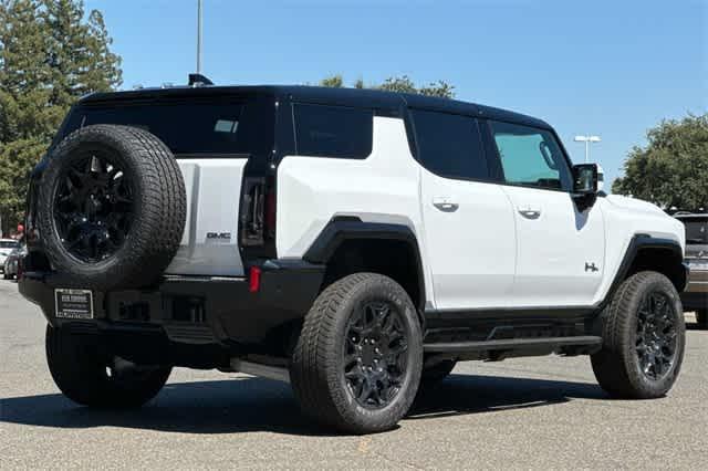 new 2024 GMC HUMMER EV car