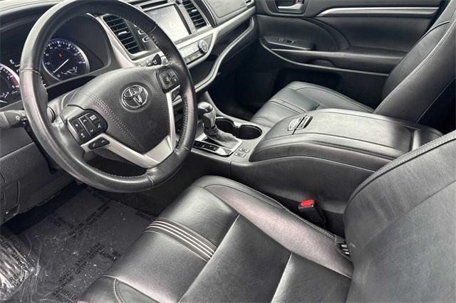 used 2018 Toyota Highlander car, priced at $33,900