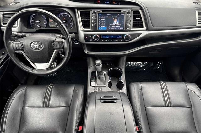 used 2018 Toyota Highlander car, priced at $33,900