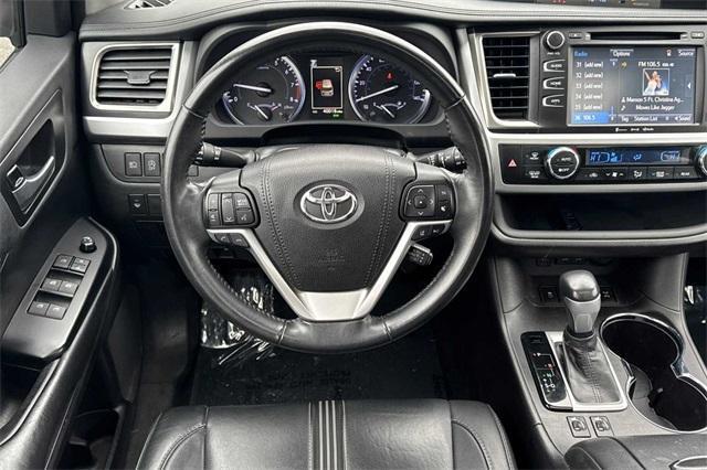 used 2018 Toyota Highlander car, priced at $33,900