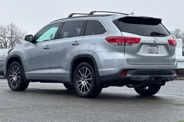 used 2018 Toyota Highlander car, priced at $33,900