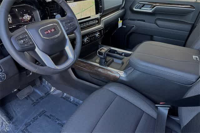 new 2025 GMC Sierra 1500 car, priced at $62,735