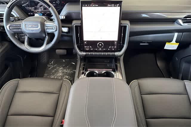 new 2025 GMC Yukon car, priced at $78,975