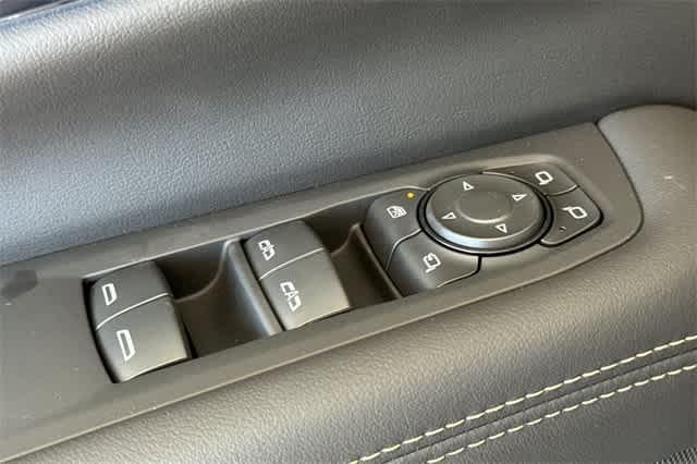 new 2025 GMC Yukon car, priced at $78,975