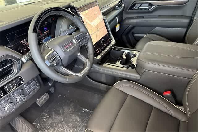 new 2025 GMC Yukon car, priced at $78,975