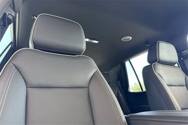 new 2025 GMC Yukon car, priced at $78,975