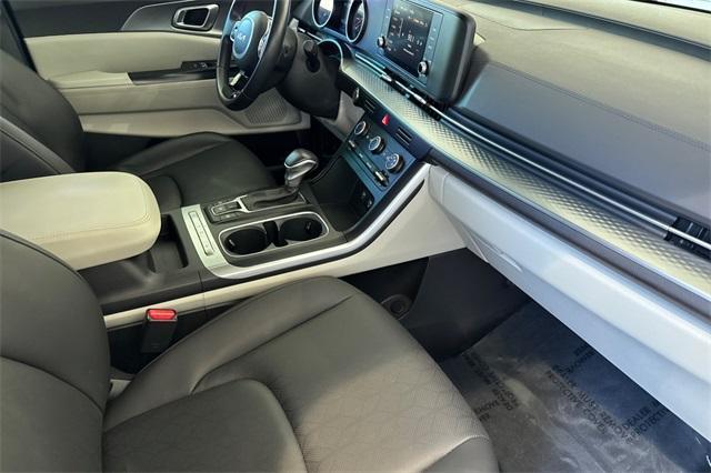 used 2024 Kia Carnival car, priced at $38,700
