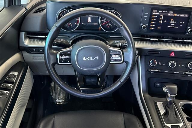 used 2024 Kia Carnival car, priced at $38,700