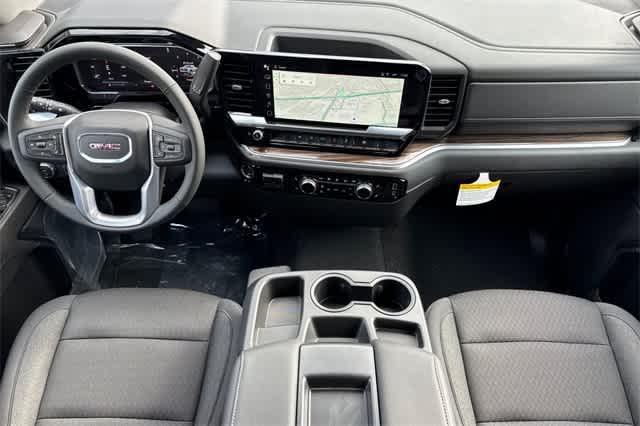 new 2026 GMC Sierra 1500 car, priced at $52,495