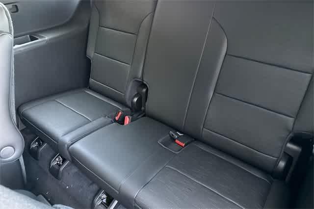 new 2025 Buick Enclave car, priced at $49,330