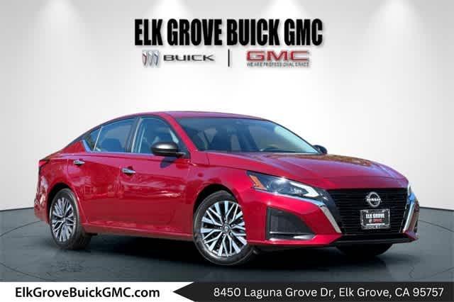 used 2025 Nissan Altima car, priced at $17,900