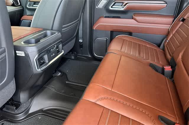 used 2025 GMC Sierra 2500 car, priced at $89,900