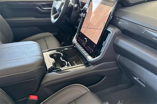 new 2025 GMC Yukon XL car, priced at $81,970