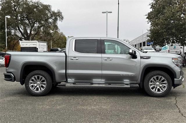 new 2025 GMC Sierra 1500 car, priced at $74,005