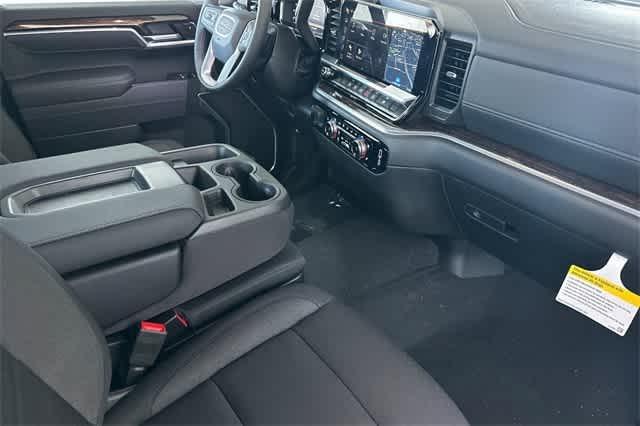 new 2025 GMC Sierra 1500 car, priced at $53,895