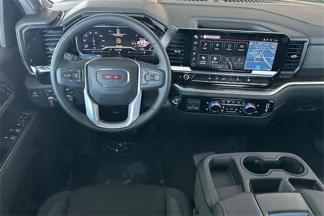 new 2025 GMC Sierra 1500 car, priced at $53,895