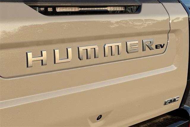 new 2025 GMC HUMMER EV car