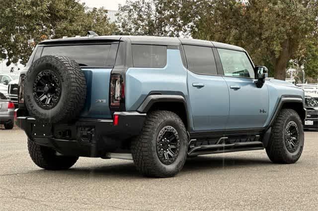 new 2024 GMC HUMMER EV car